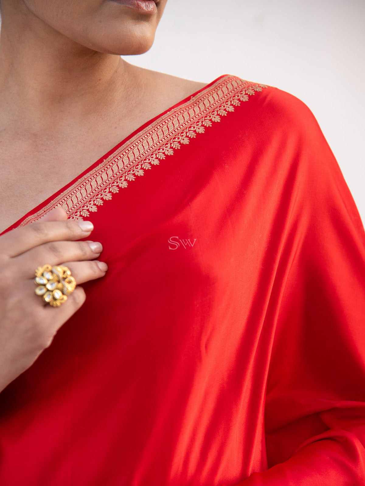 Red Konia Satin Silk Handloom Banarasi Saree - Sacred Weaves