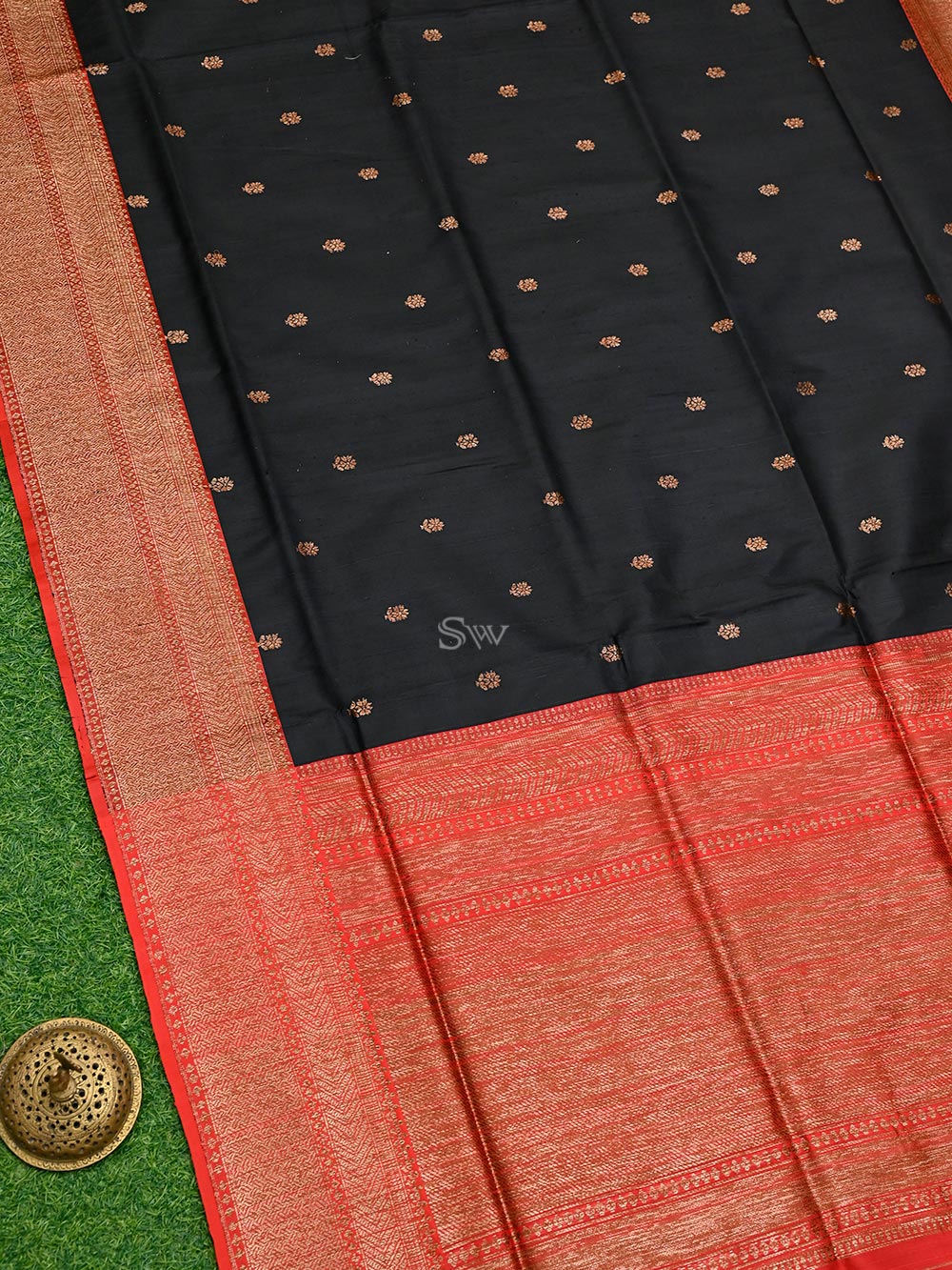 Black Booti Dupion Silk Handloom Banarasi Saree - Sacred Weaves