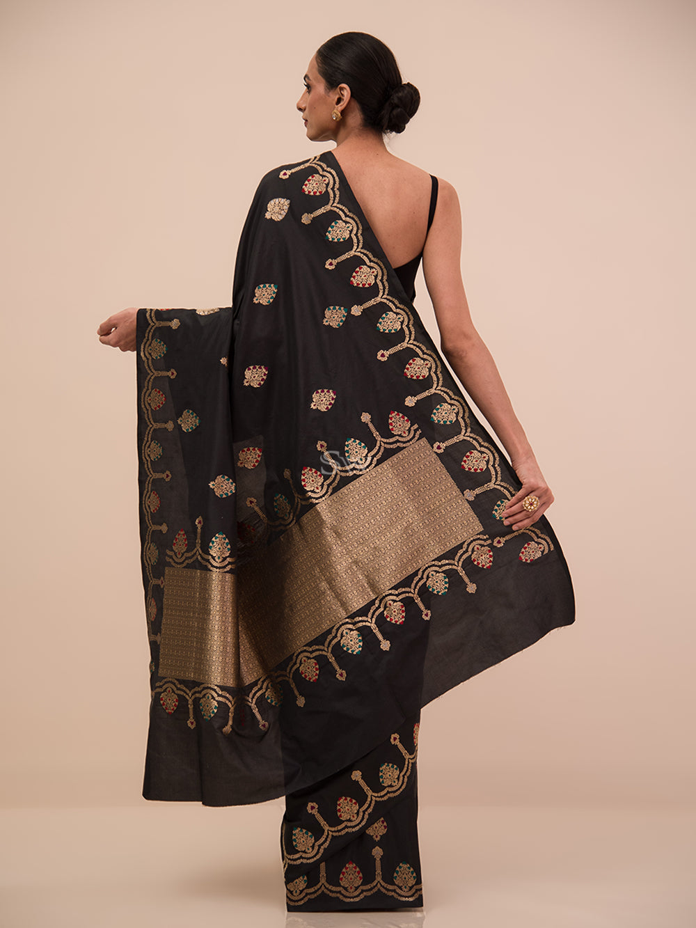 Black Meenakari Booti Katan Silk Handloom Banarasi Saree - Sacred Weaves