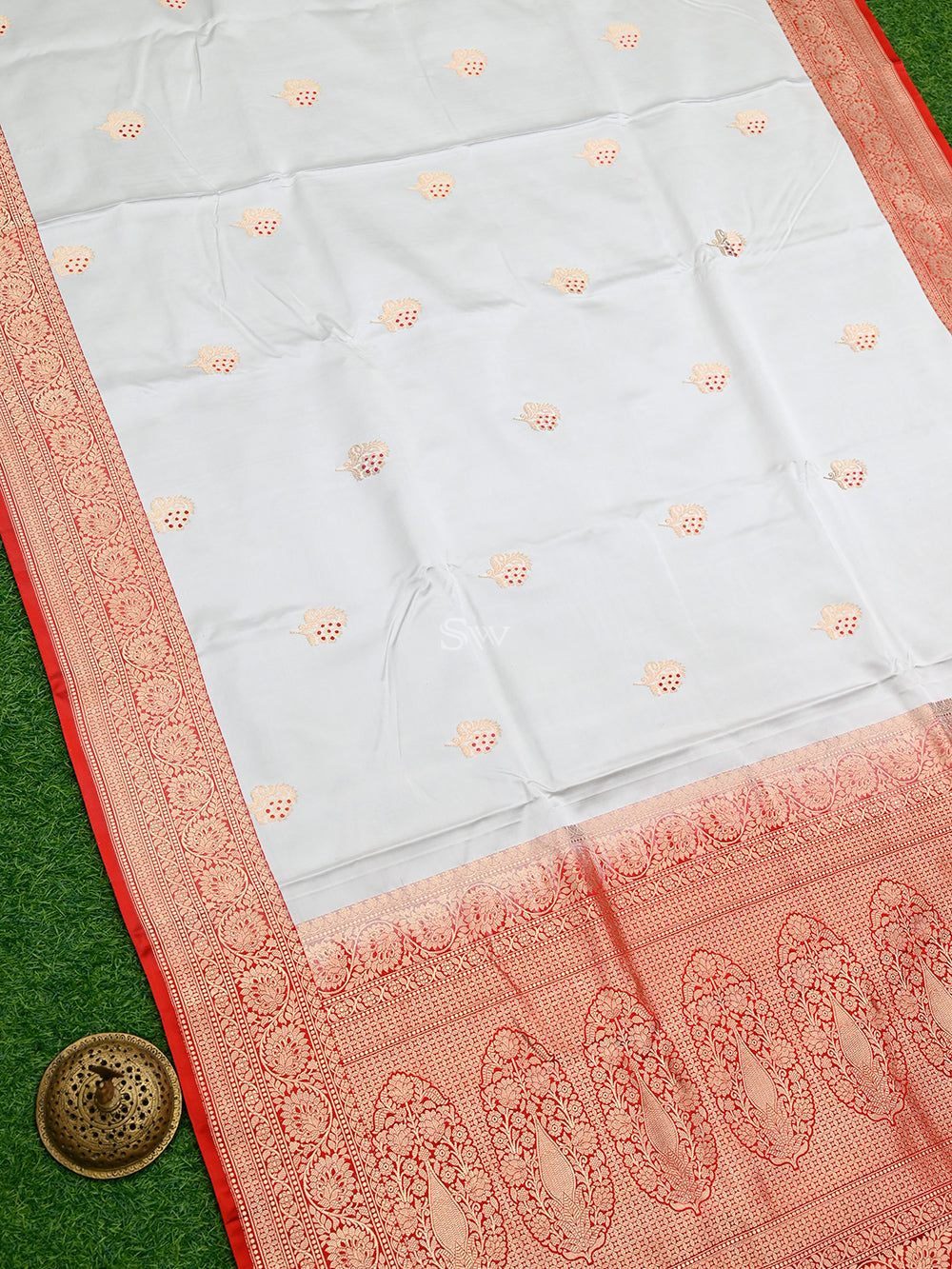 White Meenakari Boota Satin Silk Handloom Banarasi Saree - Sacred Weaves