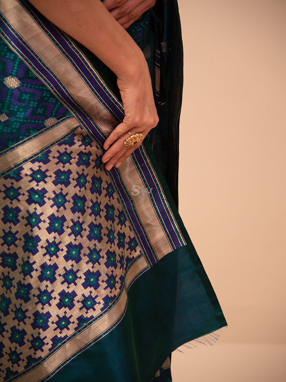 Bottle Green Jaal Satin Tanchoi Handloom Banarasi Saree - Sacred Weaves