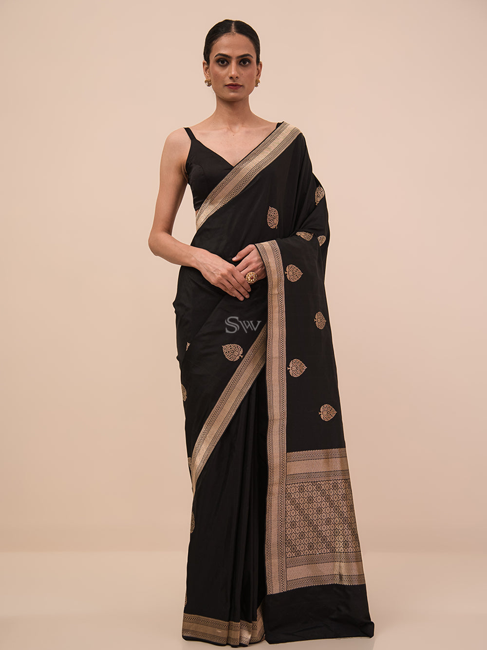 Black Meenakari Booti Katan Silk Handloom Banarasi Saree - Sacred Weaves