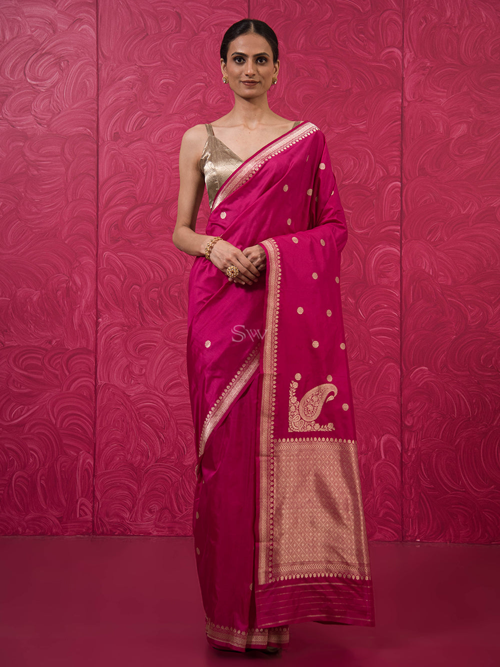 Magenta Konia Katan Silk Handloom Banarasi Saree - Sacred Weaves