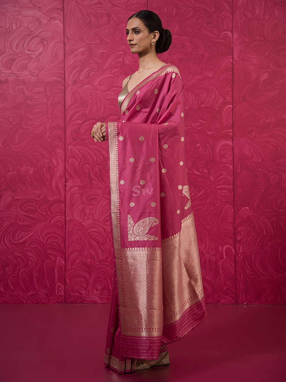 Pink Konia Katan Silk Handloom Banarasi Saree - Sacred Weaves