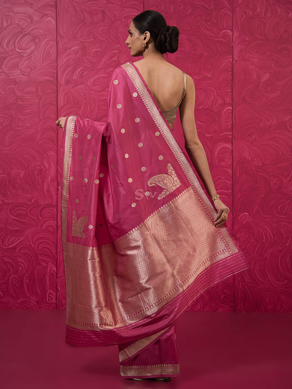 Pink Konia Katan Silk Handloom Banarasi Saree - Sacred Weaves
