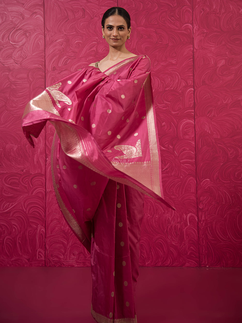 Pink Konia Katan Silk Handloom Banarasi Saree - Sacred Weaves