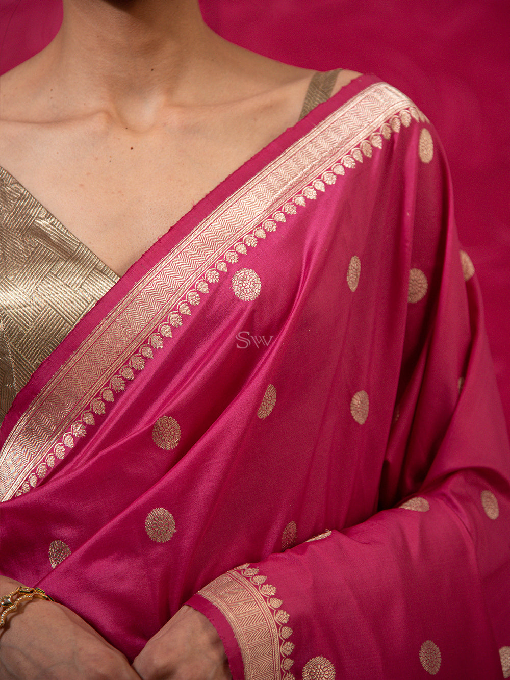 Pink Konia Katan Silk Handloom Banarasi Saree - Sacred Weaves