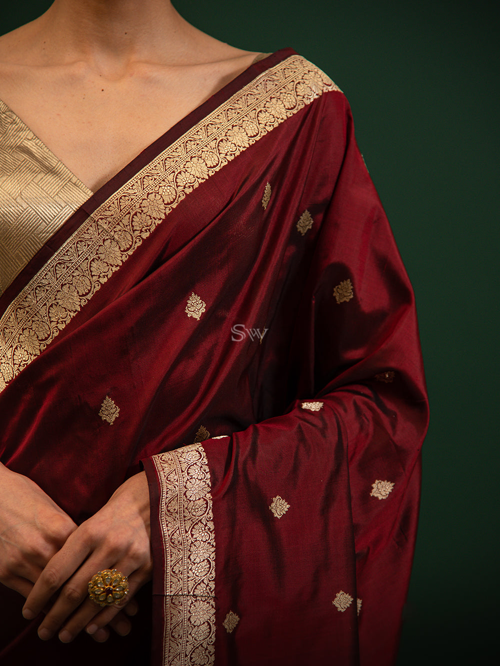 Dark Maroon Booti Katan Silk Handloom Banarasi Saree - Sacred Weaves