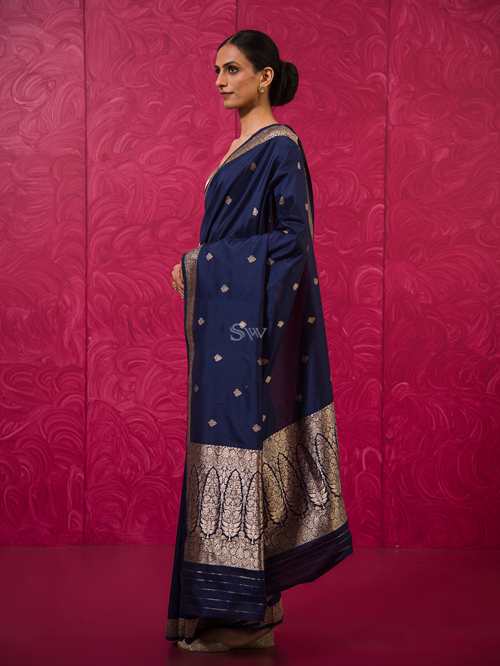 Blue Booti Katan Silk Handloom Banarasi Saree - Sacred Weaves