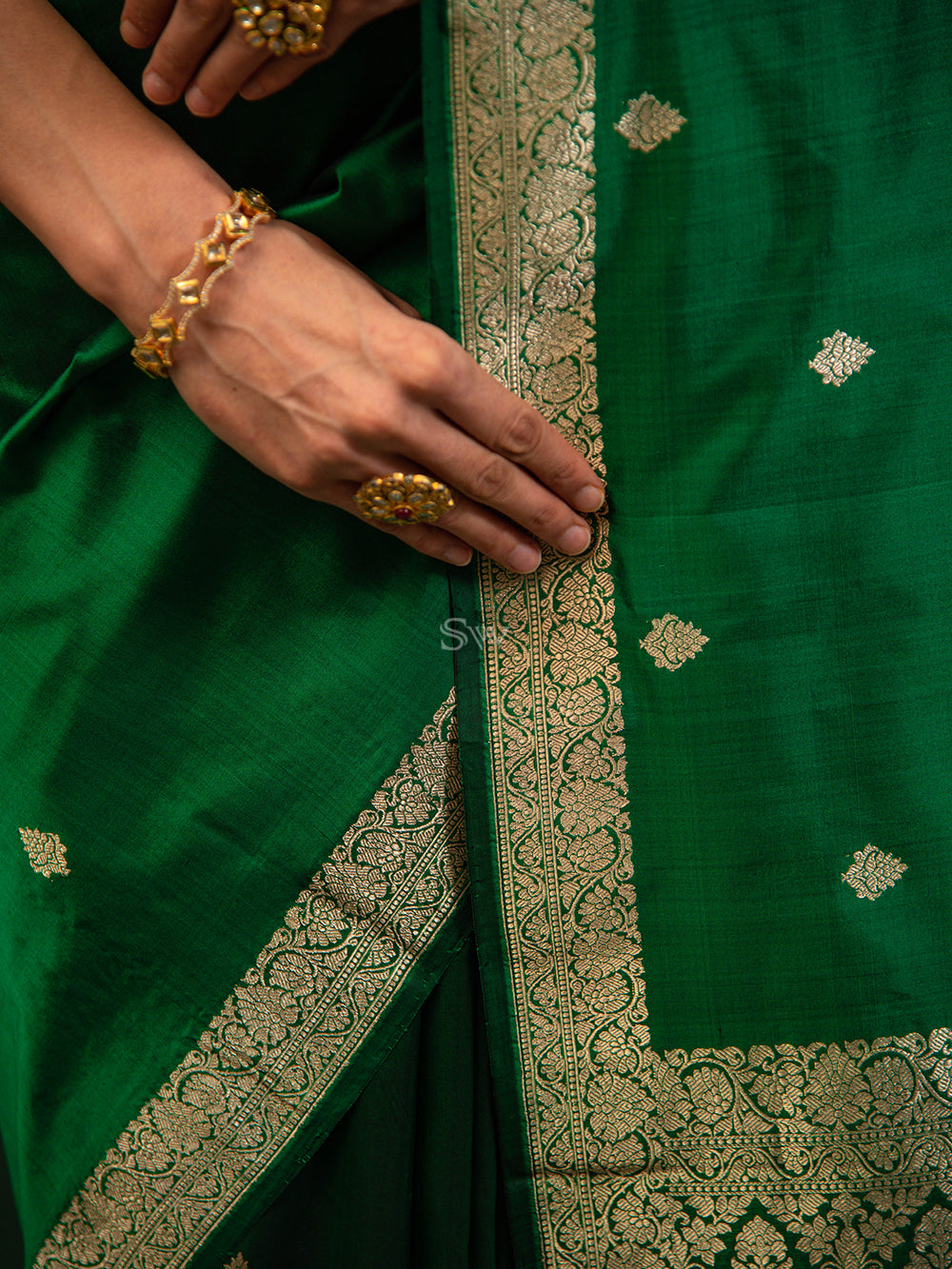 Bottle Green Booti Katan Silk Handloom Banarasi Saree - Sacred Weaves