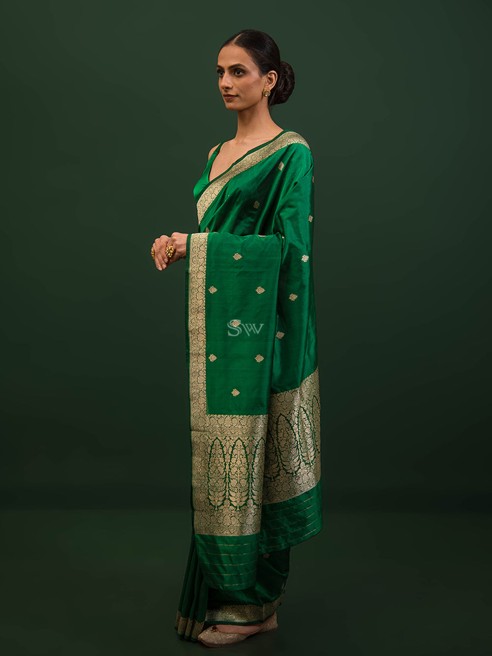 Bottle Green Booti Katan Silk Handloom Banarasi Saree - Sacred Weaves