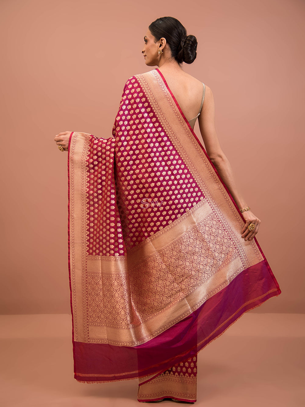 Magenta Booti Katan Silk Uppada Handloom Banarasi Saree - Sacred Weaves