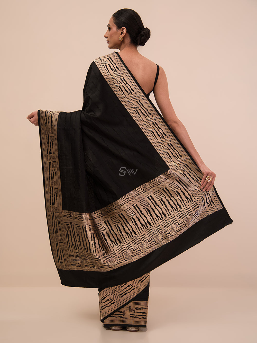 Black Stripe Satin Tanchoi Handloom Banarasi Saree - Sacred Weaves