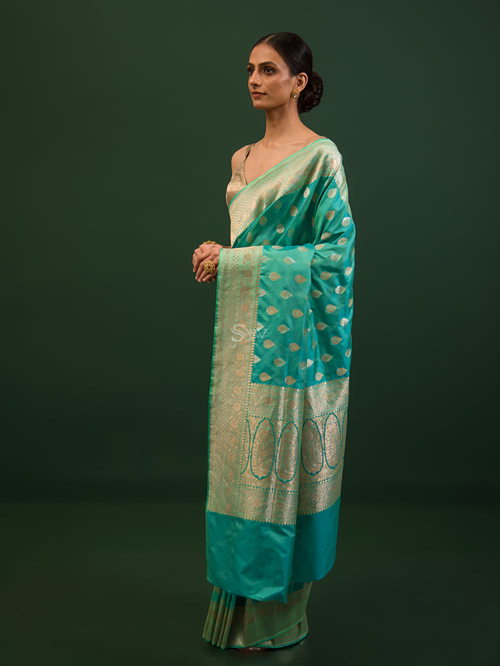 Sea Green Booti Katan Silk Handloom Banarasi Saree - Sacred Weaves