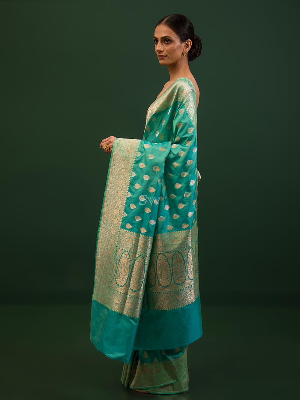 Sea Green Booti Katan Silk Handloom Banarasi Saree - Sacred Weaves