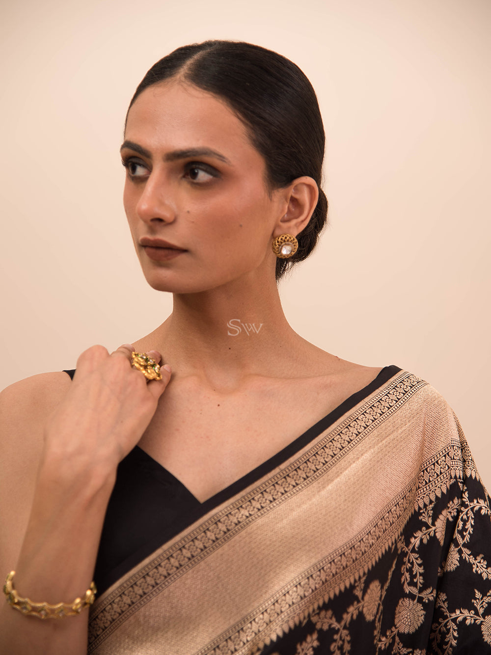 Black Uppada Katan Silk Handloom Banarasi Saree - Sacred Weaves