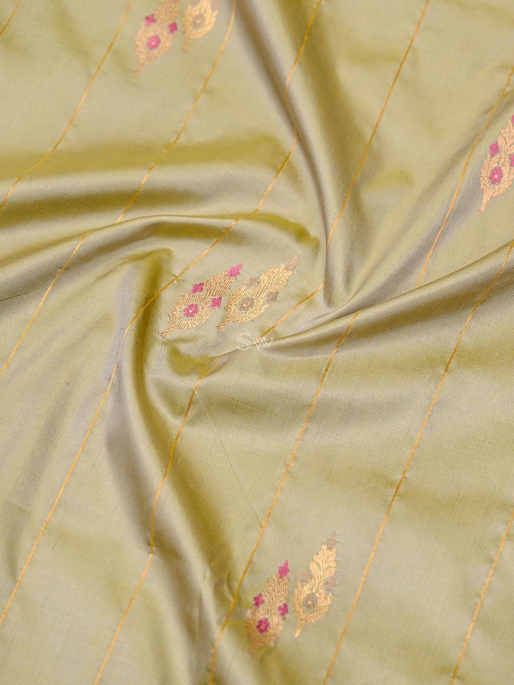 Moss Green Meenakari Boota Katan Silk Handloom Banarasi Saree - Sacred Weaves