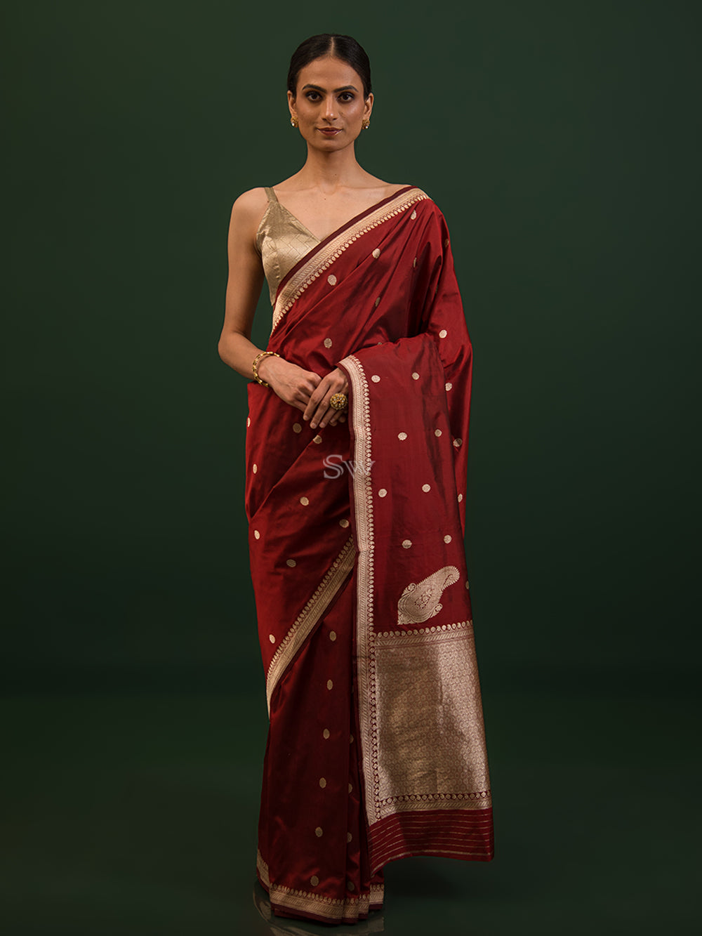 Brown Konia Katan Silk Handloom Banarasi Saree - Sacred Weaves