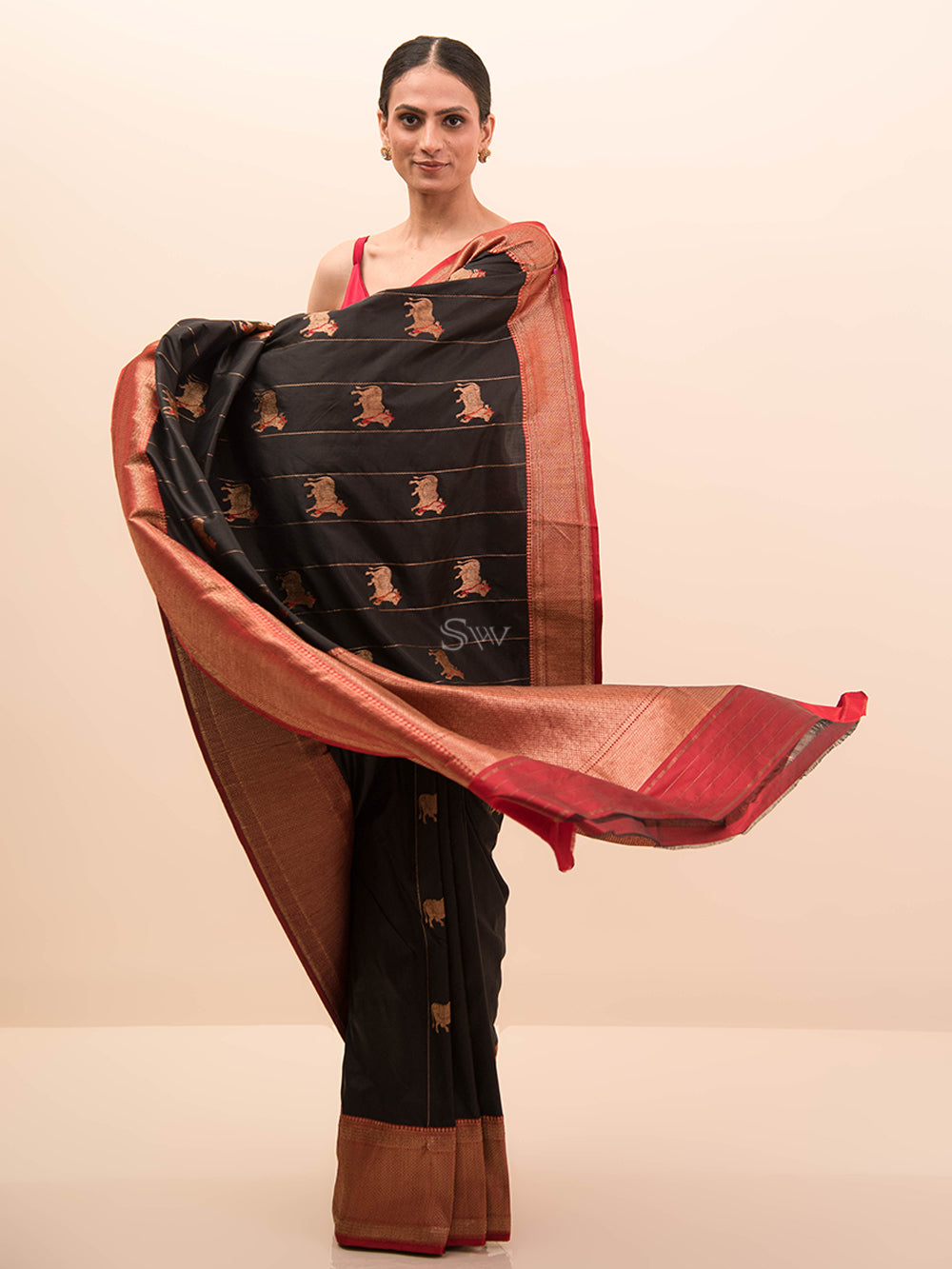 Black Shikargah Boota Katan Silk Handloom Banarasi Saree - Sacred Weaves