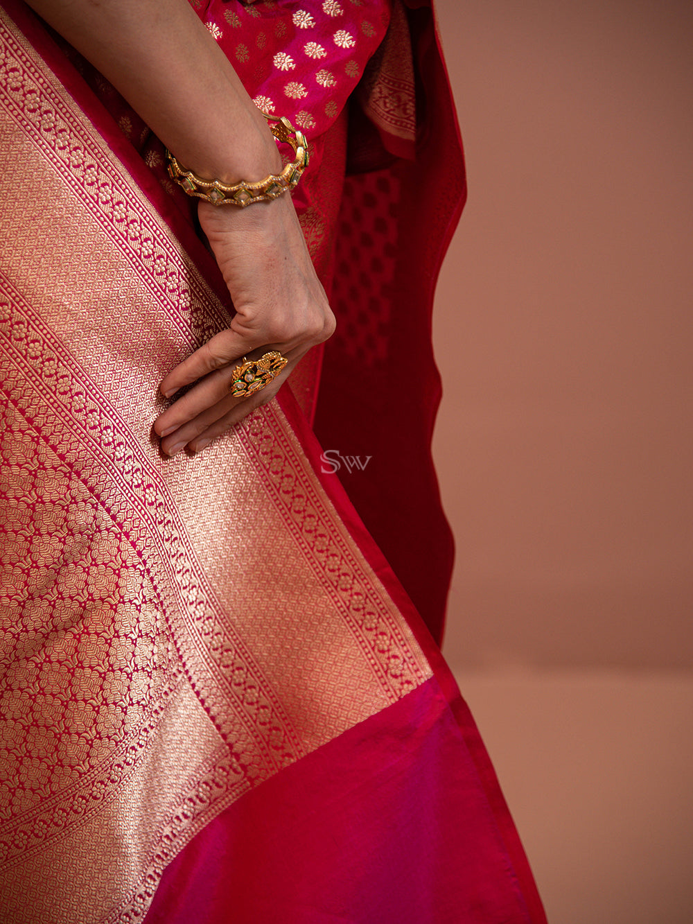 Magenta Red Booti Katan Silk Uppada Handloom Banarasi Saree