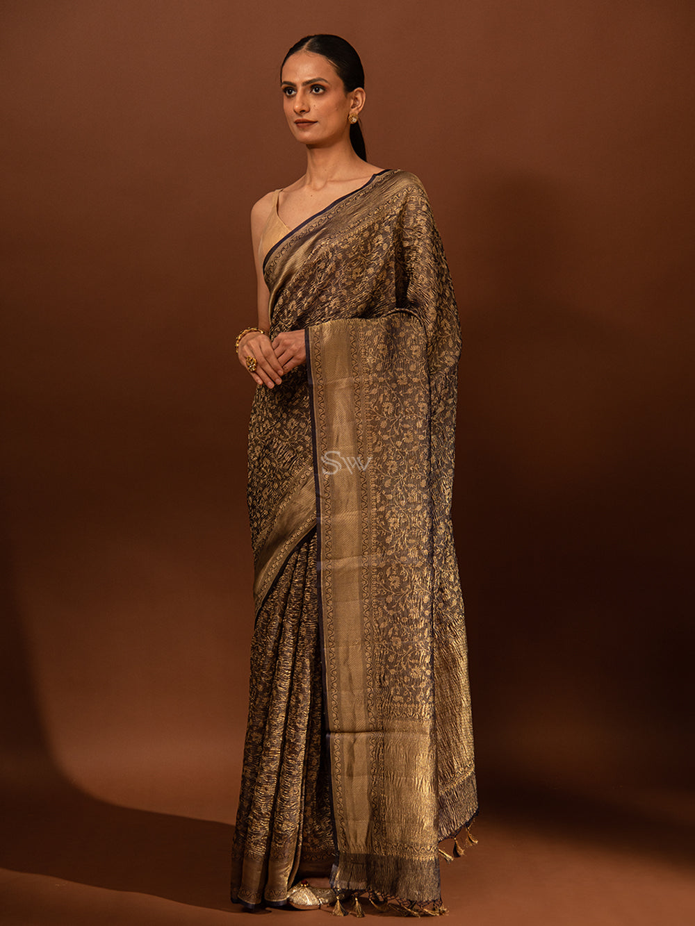 Navy Blue Gold Jaal Crush Tissue Handloom Banarasi Saree - Sacred Weaves