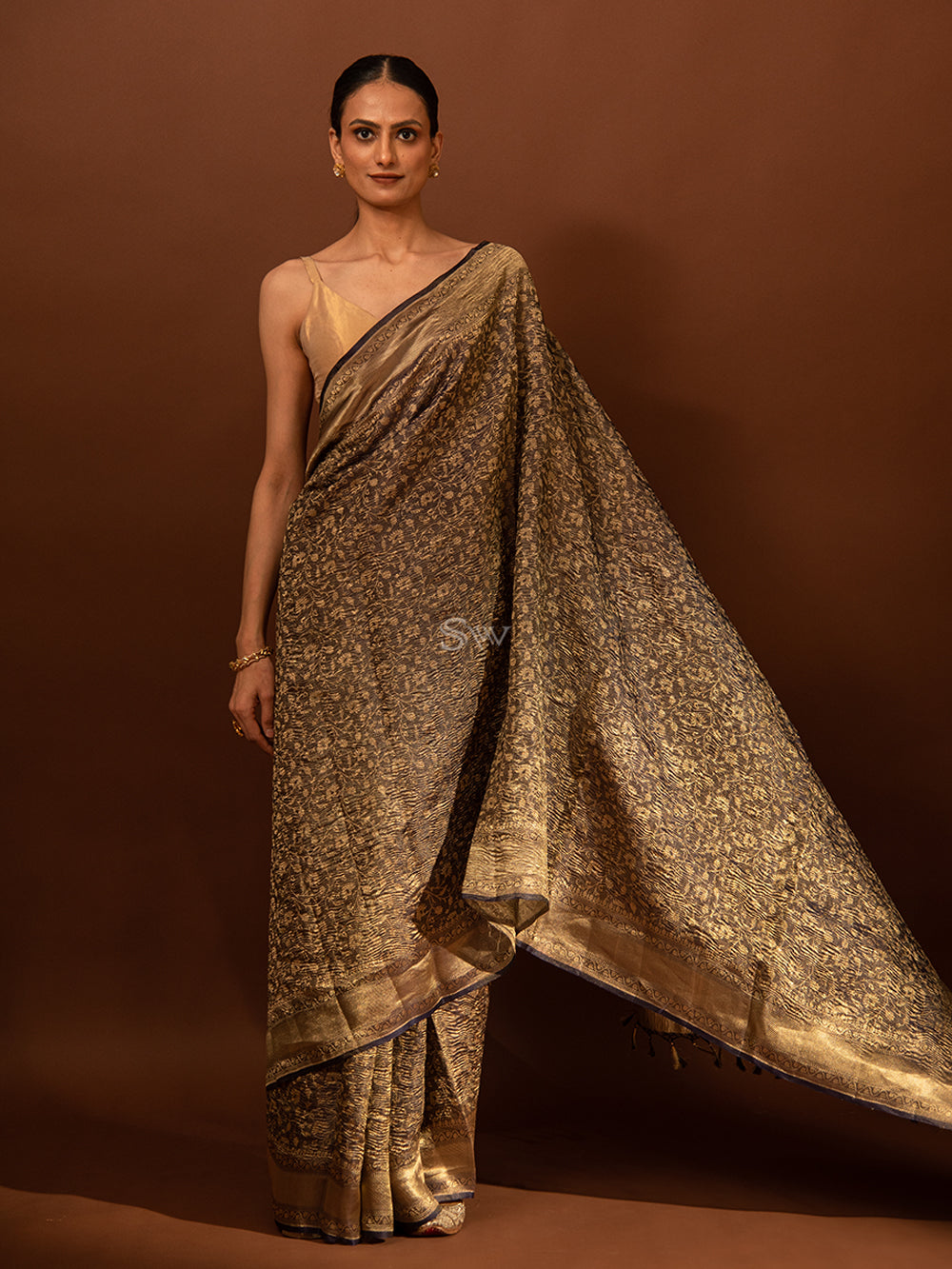 Navy Blue Gold Jaal Crush Tissue Handloom Banarasi Saree - Sacred Weaves