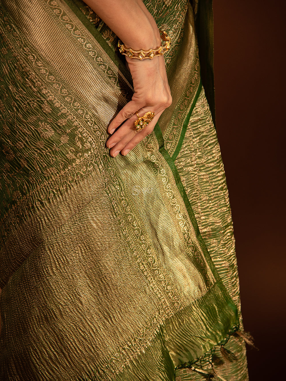 Bottle Green Gold Jaal Crush Tissue Handloom Banarasi Saree - Sacred Weaves