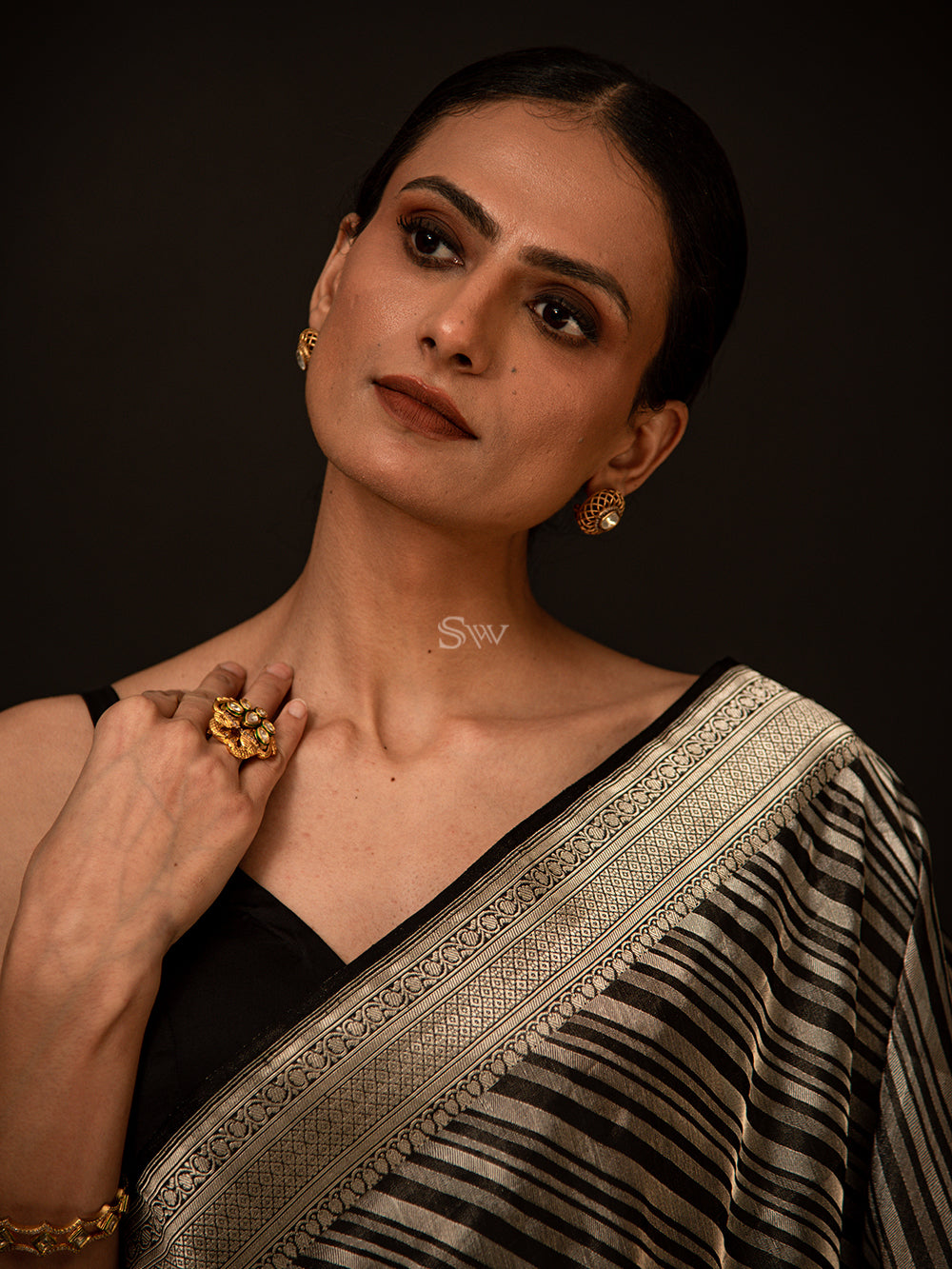 Black Stripe Katan Silk Handloom Banarasi Saree - Sacred Weaves