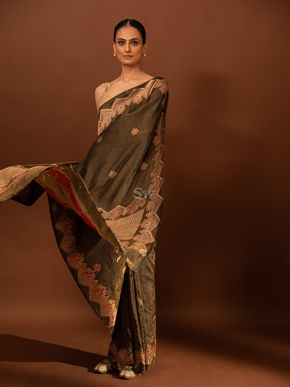 Black Gold Meenakari Katan Crush Tissue Handloom Banarasi Saree - Sacred Weaves
