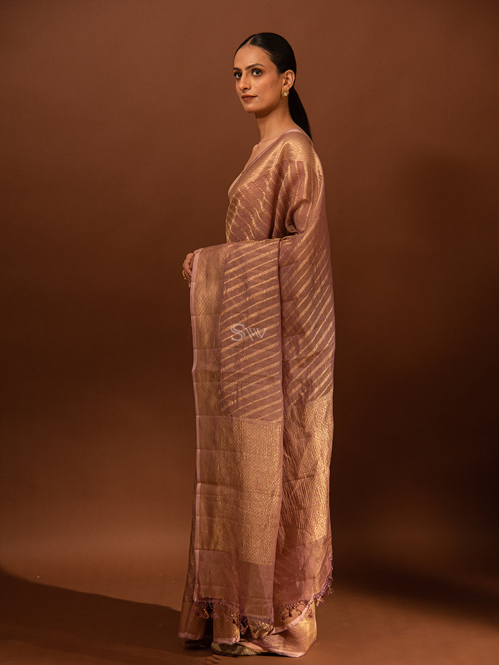 Mauve Gold Stripe Crush Tissue Handloom Banarasi Saree - Sacred Weaves