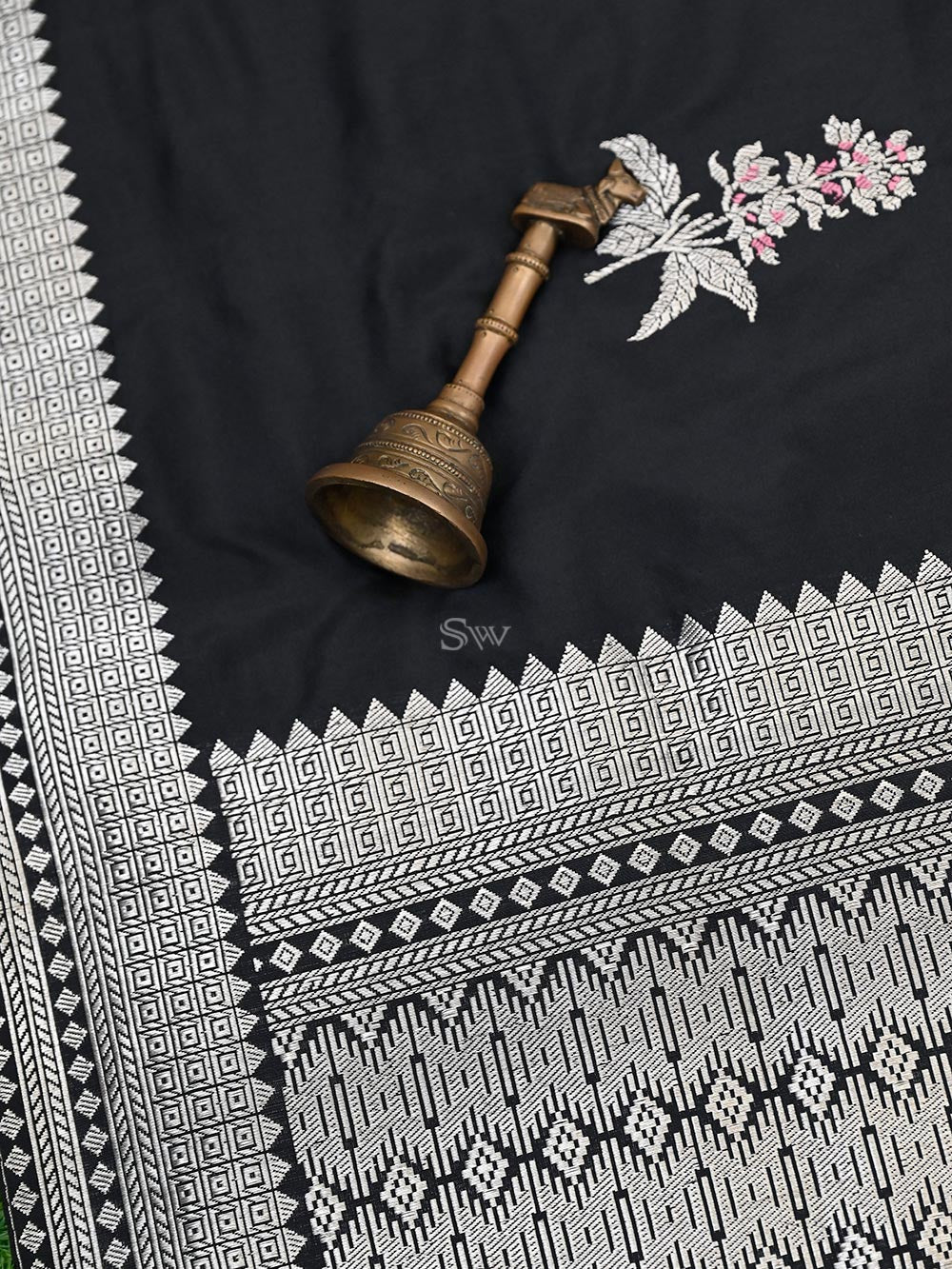Black Meenakari Boota Katan Silk Handloom Banarasi Saree - Sacred Weaves