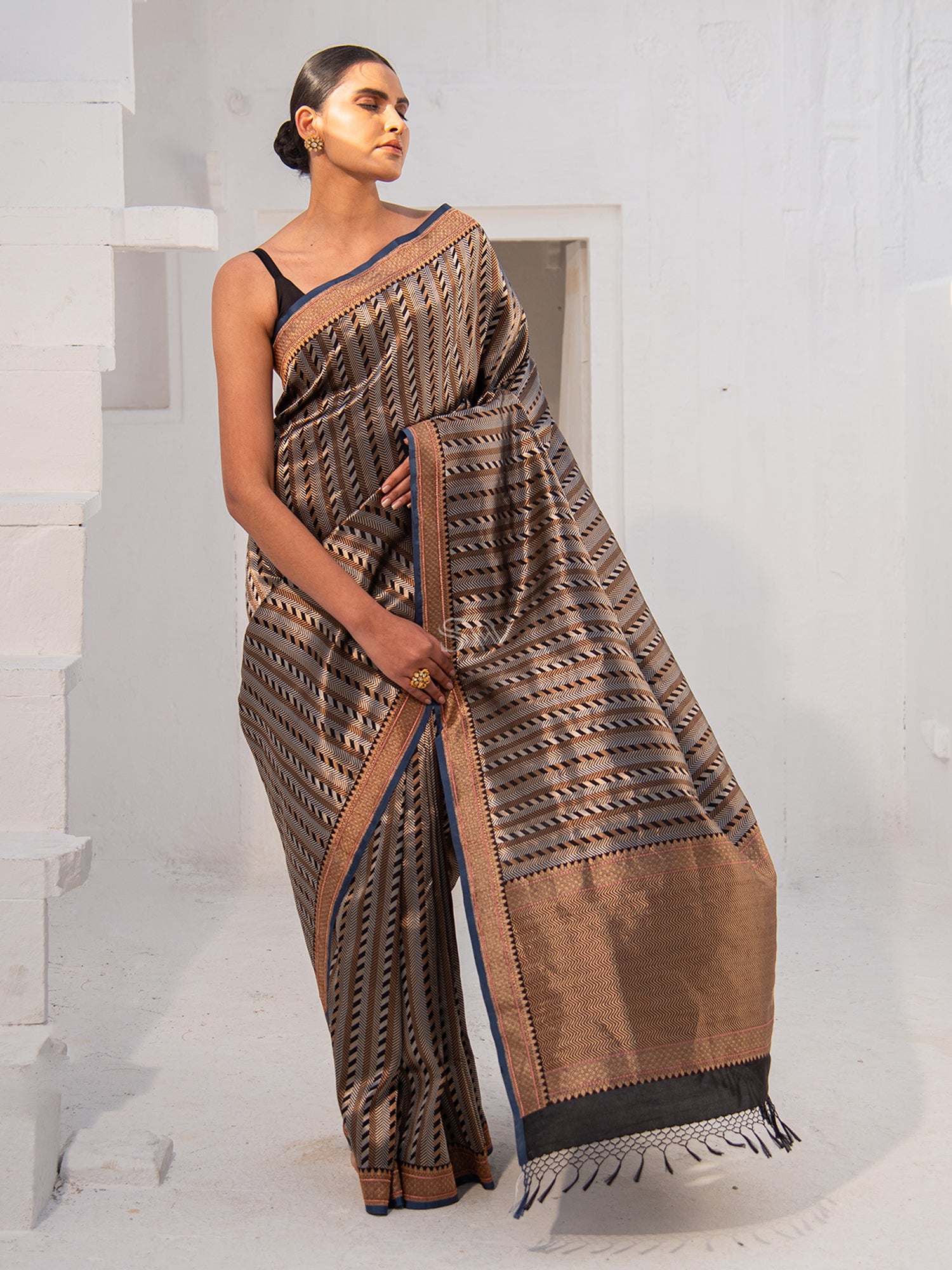 Black Katan Silk Brocade Handloom Banarasi Saree - Sacred Weaves