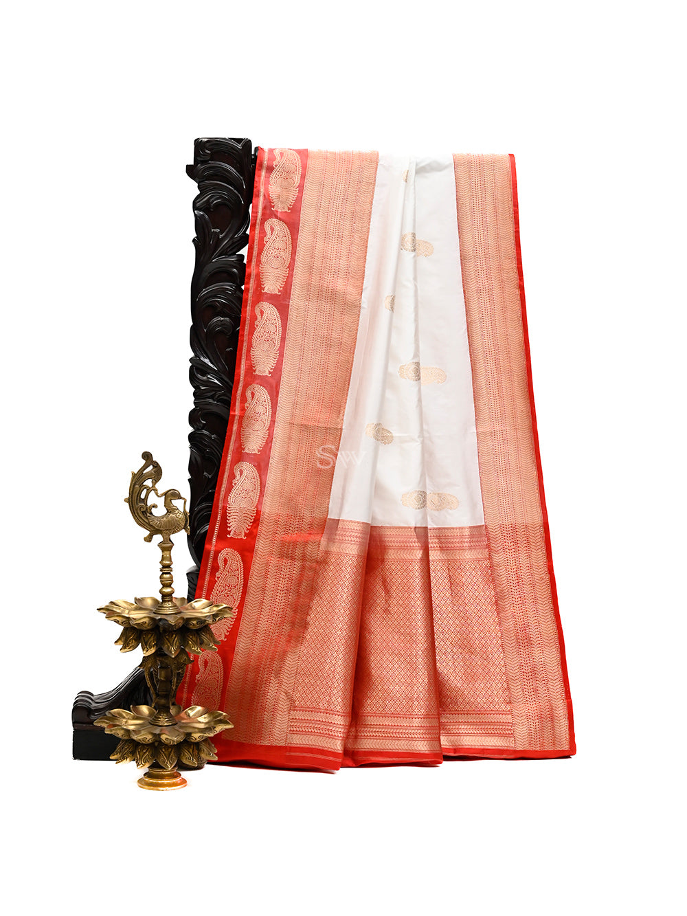 White Boota Katan Silk Handloom Banarasi Saree - Sacred Weaves