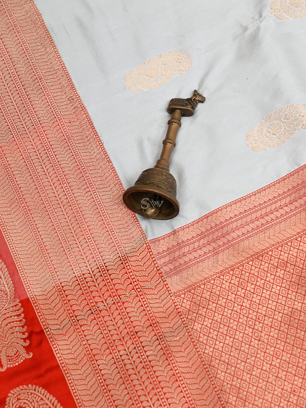 White Boota Katan Silk Handloom Banarasi Saree - Sacred Weaves