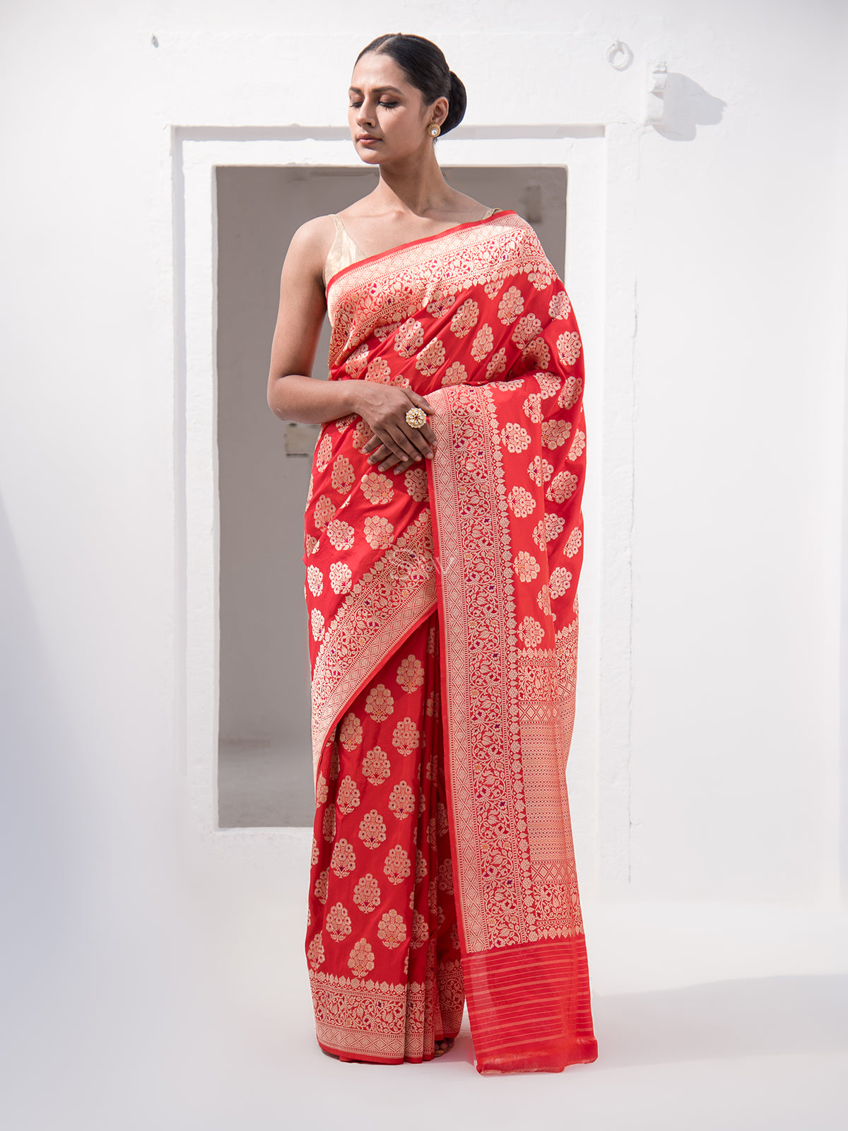 Red Meenakari Katan Silk Handloom Banarasi Saree - Sacred Weaves