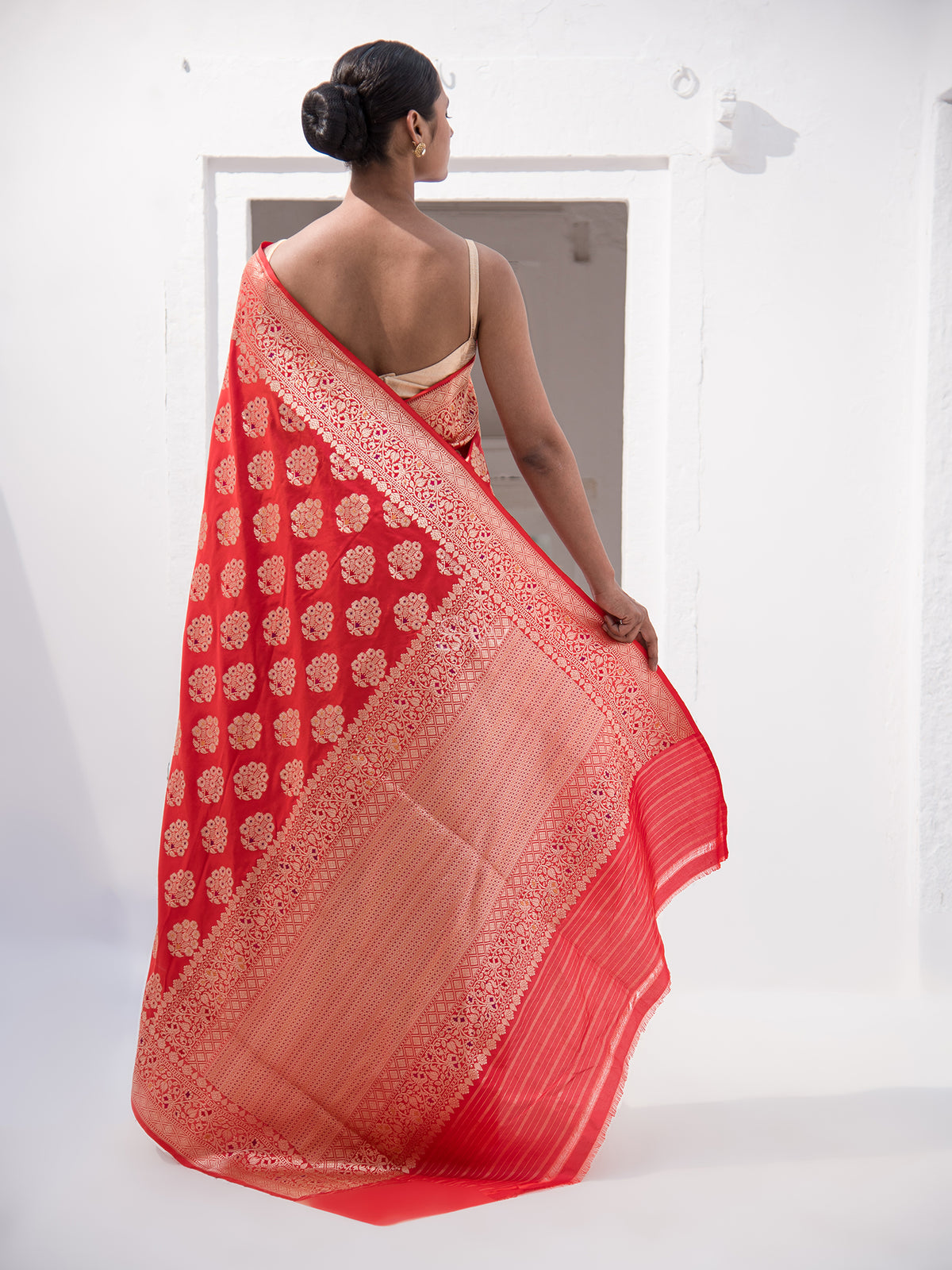 Red Meenakari Katan Silk Handloom Banarasi Saree - Sacred Weaves