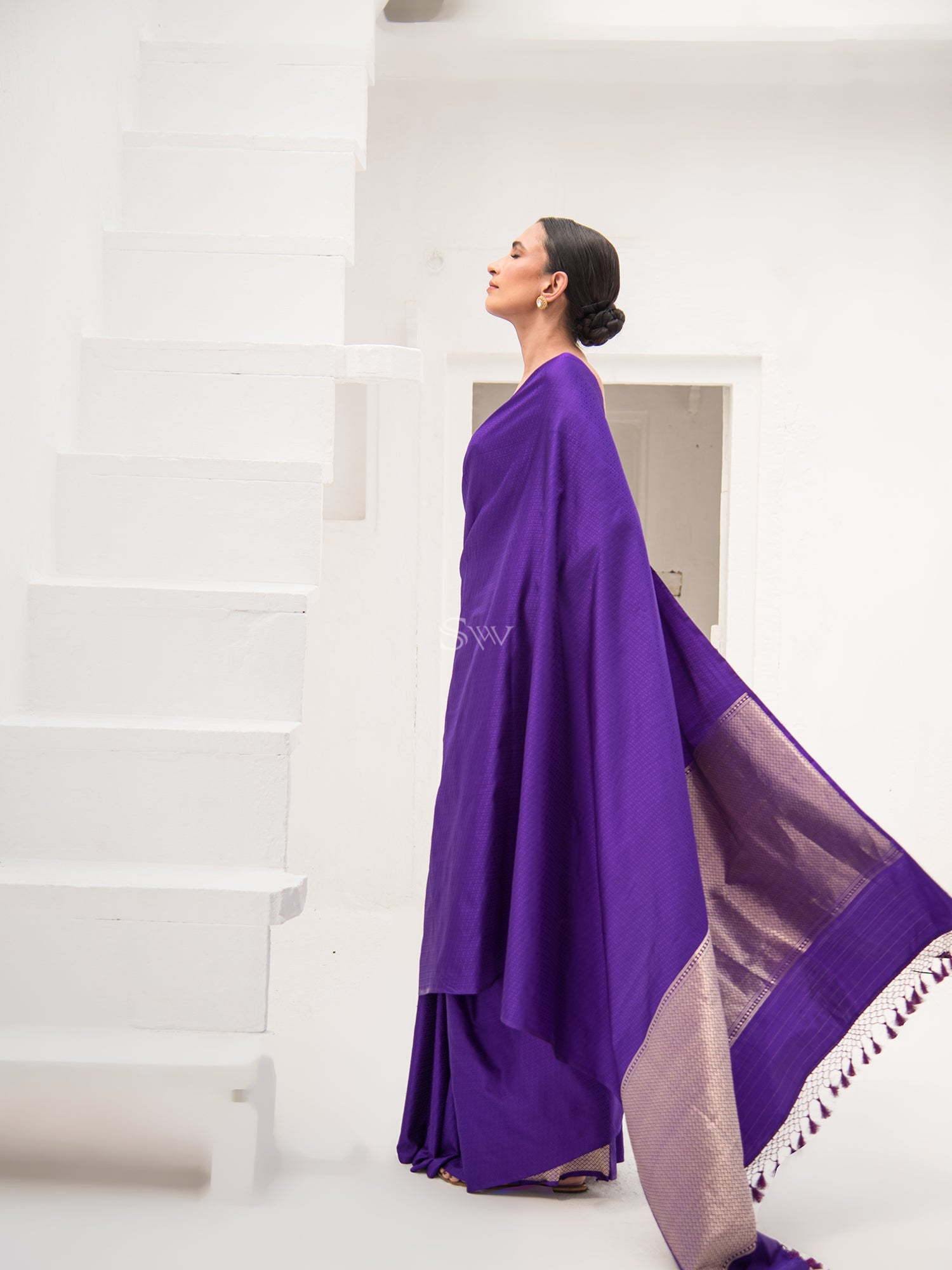 Purple Jaal Satin Tanchoi Handloom Banarasi Saree - Sacred Weaves