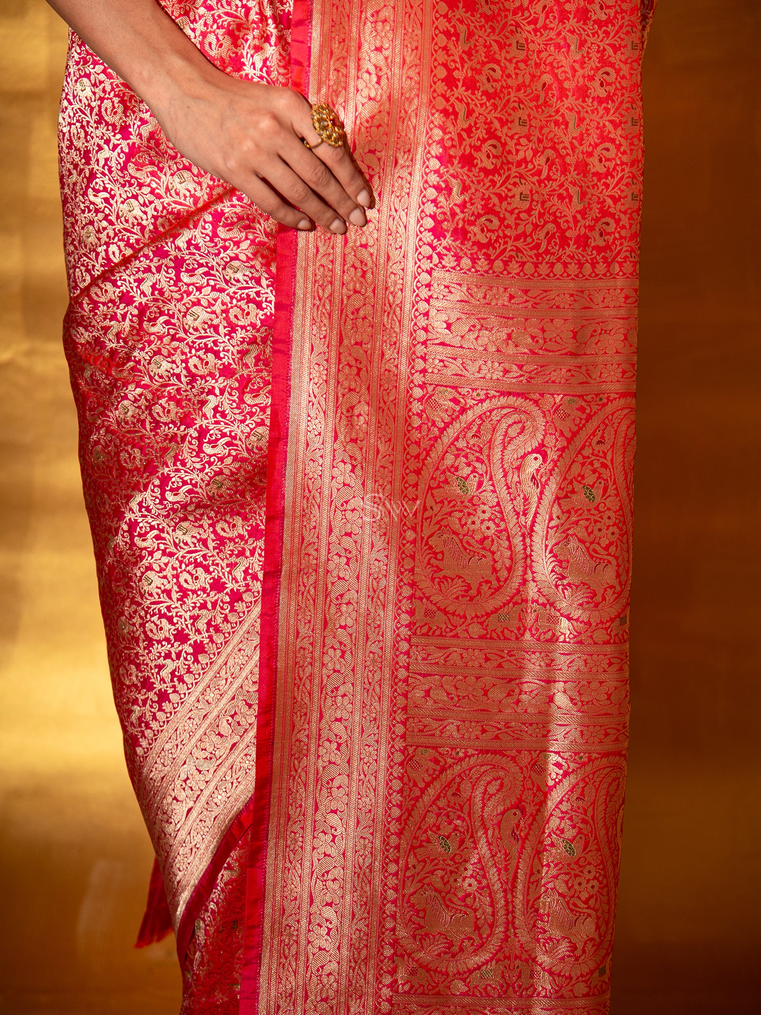 Pink Orange Shikargah Katan Silk Handloom Banarasi Saree - Sacred Weaves