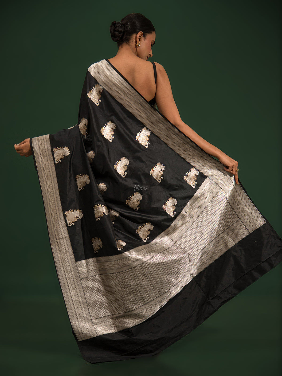 Black Shikargah Boota Katan Silk Handloom Banarasi Saree - Sacred Weaves