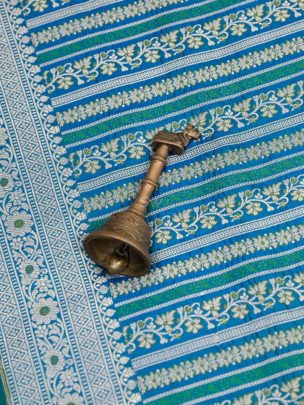 Peacock Green Meenakari Katan Silk Handloom Banarasi Saree - Sacred Weaves