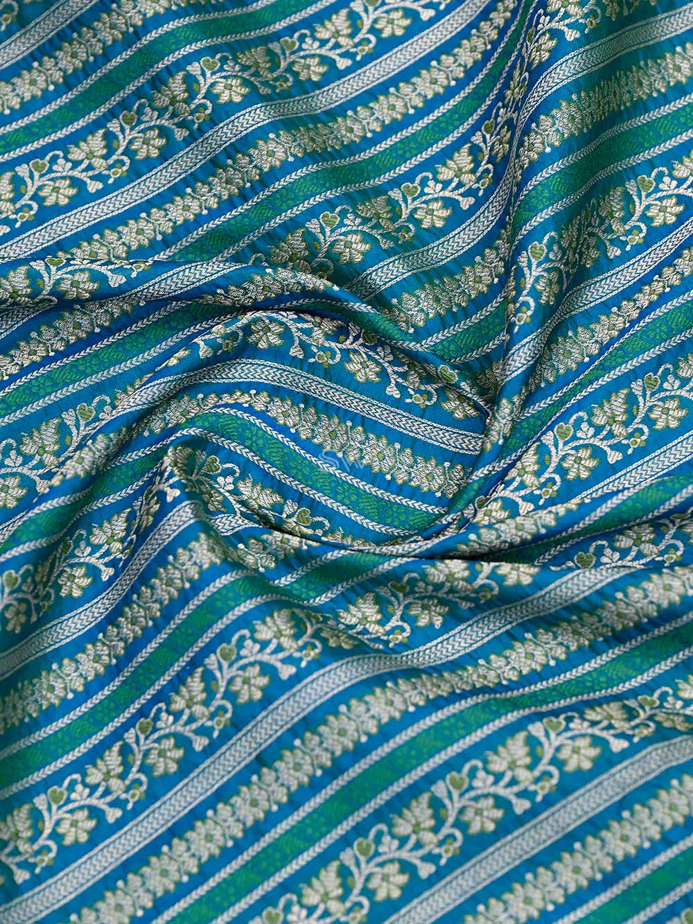 Peacock Green Meenakari Katan Silk Handloom Banarasi Saree - Sacred Weaves