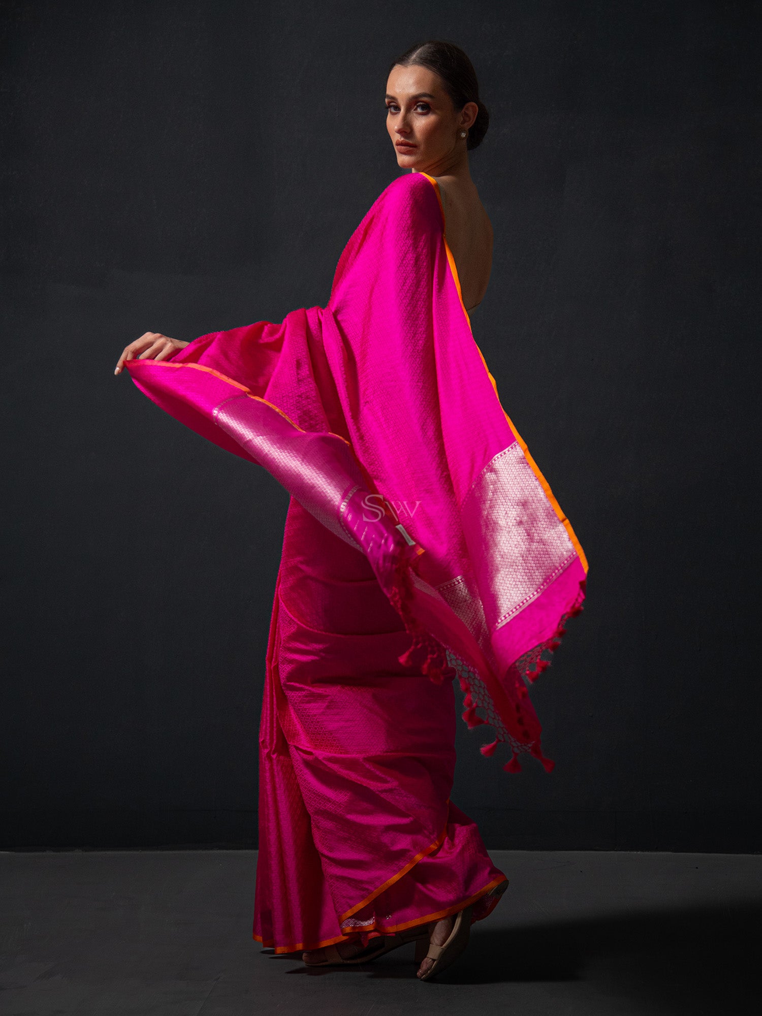 Magenta Satin Tanchoi Handloom Banarasi Saree - Sacred Weaves