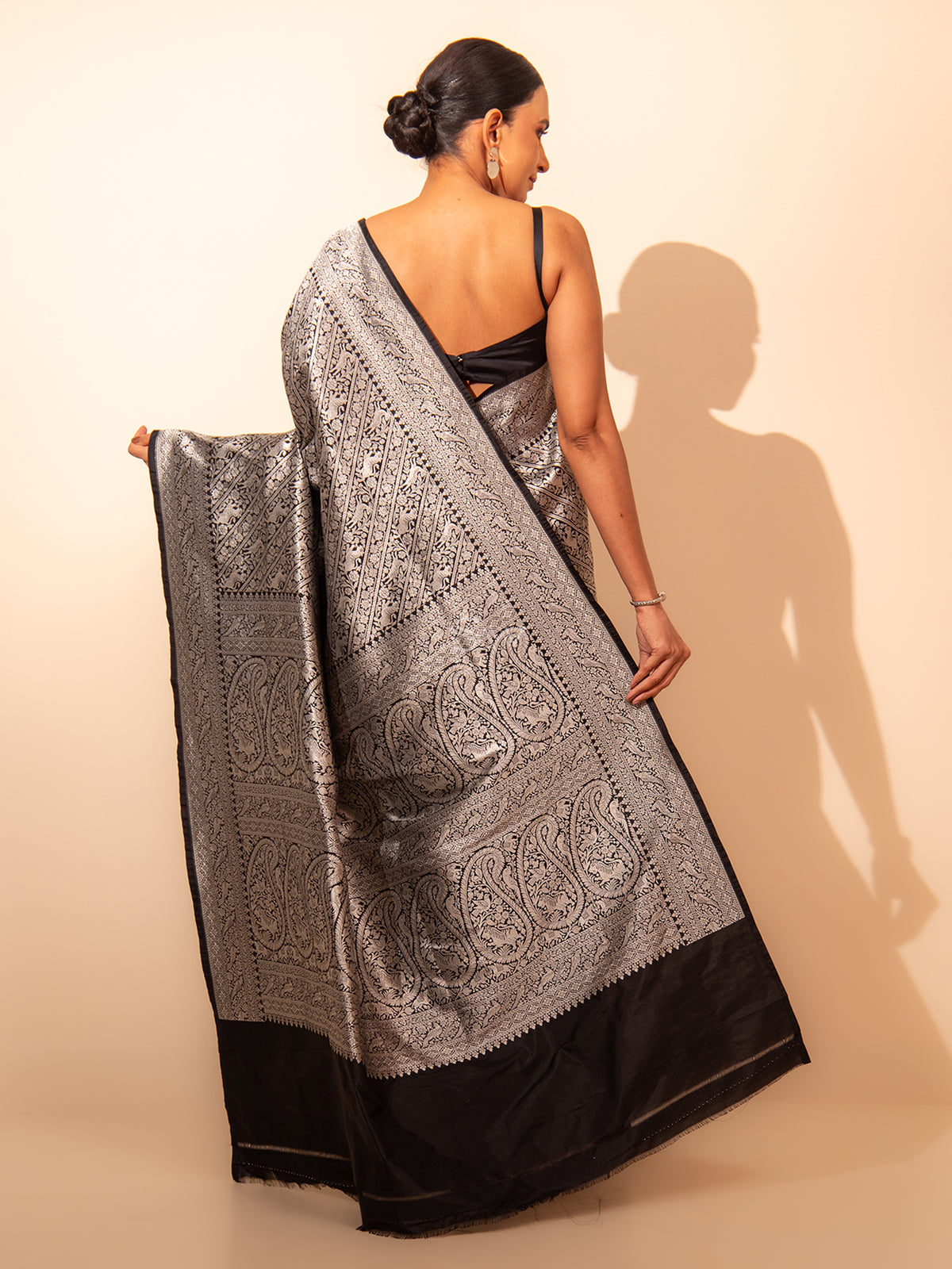 Black Shikargah Katan Silk Handloom Banarasi Saree - Sacred Weaves
