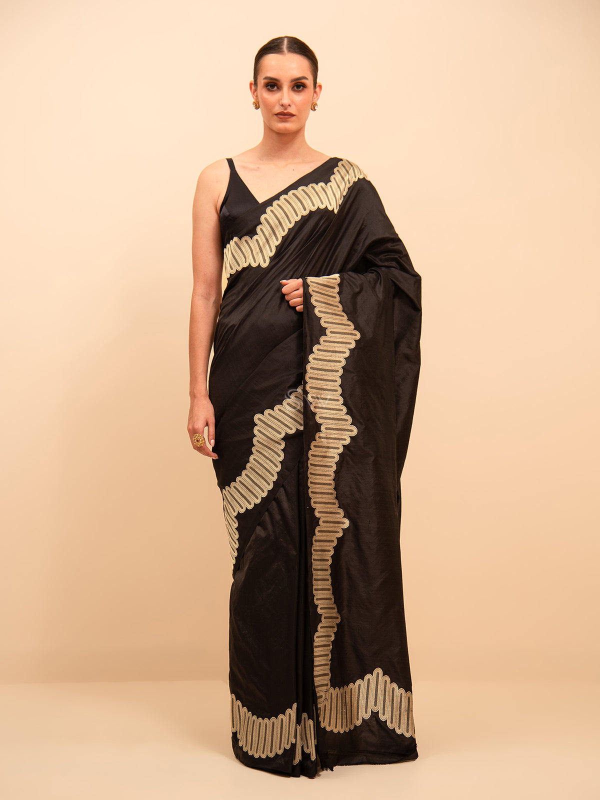 Black Plain Katan Silk Handloom Banarasi Saree - Sacred Weaves