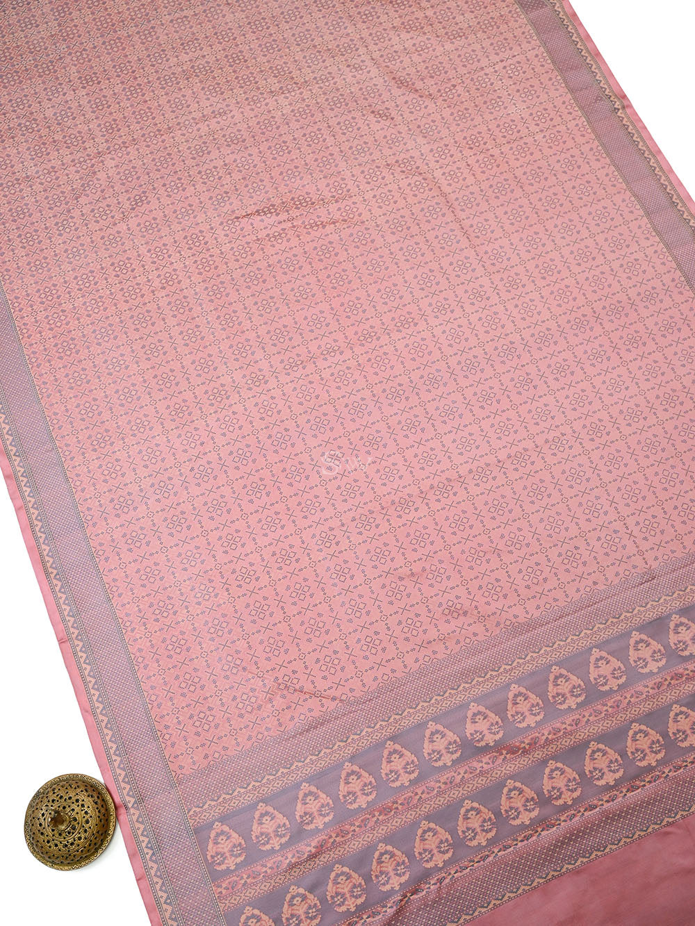 Dusty Pink Floral Tanchoi Silk Handloom Banarasi Saree - Sacred Weaves