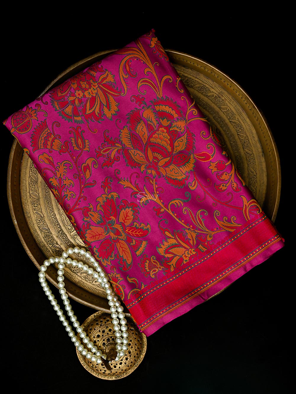 Dark Magenta Tanchoi Satin Silk Handloom Banarasi Saree