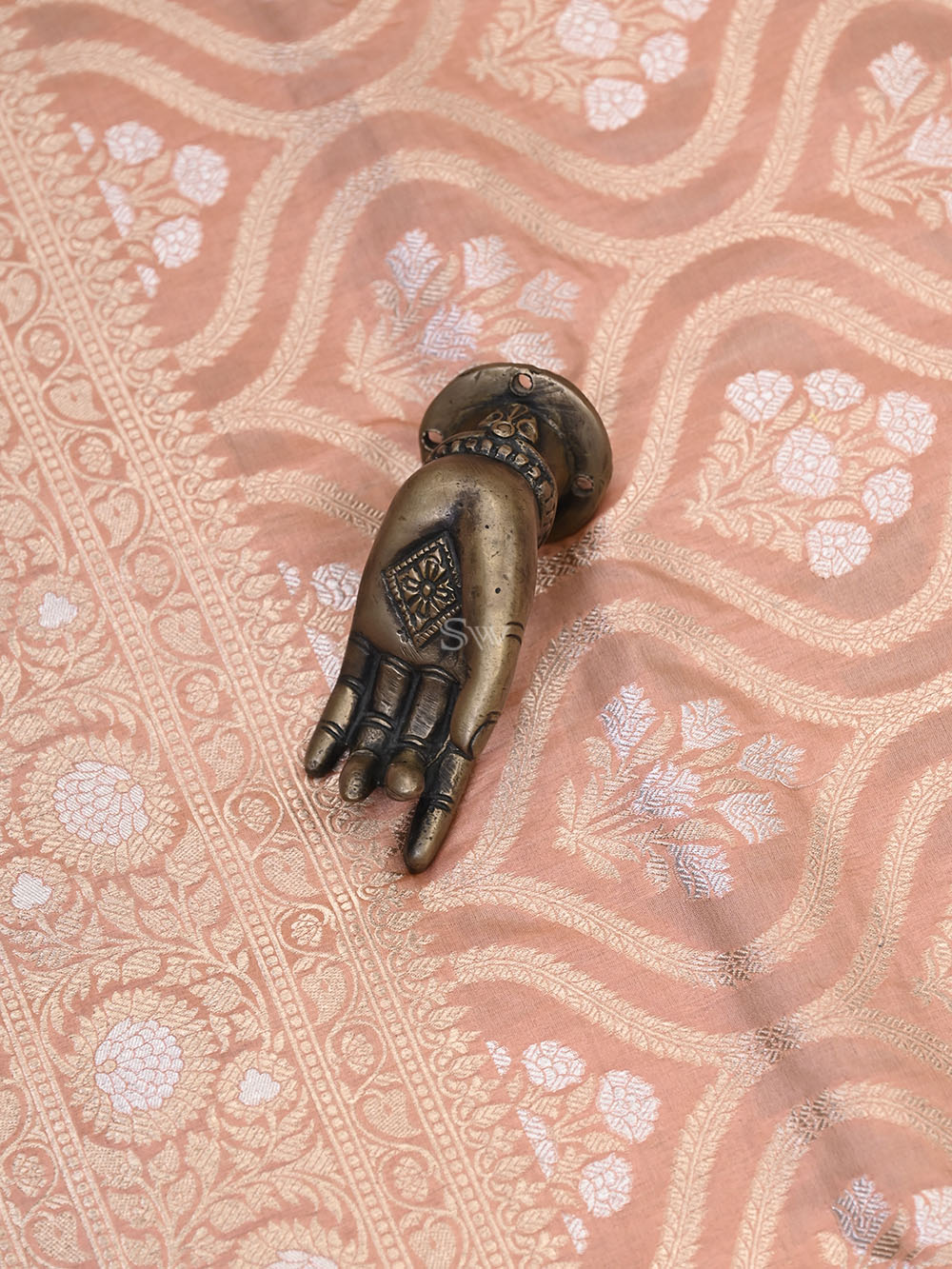 Pastel Peach Uppada Katan Silk Handloom Banarasi Saree - Gift Box - Sacred Weaves