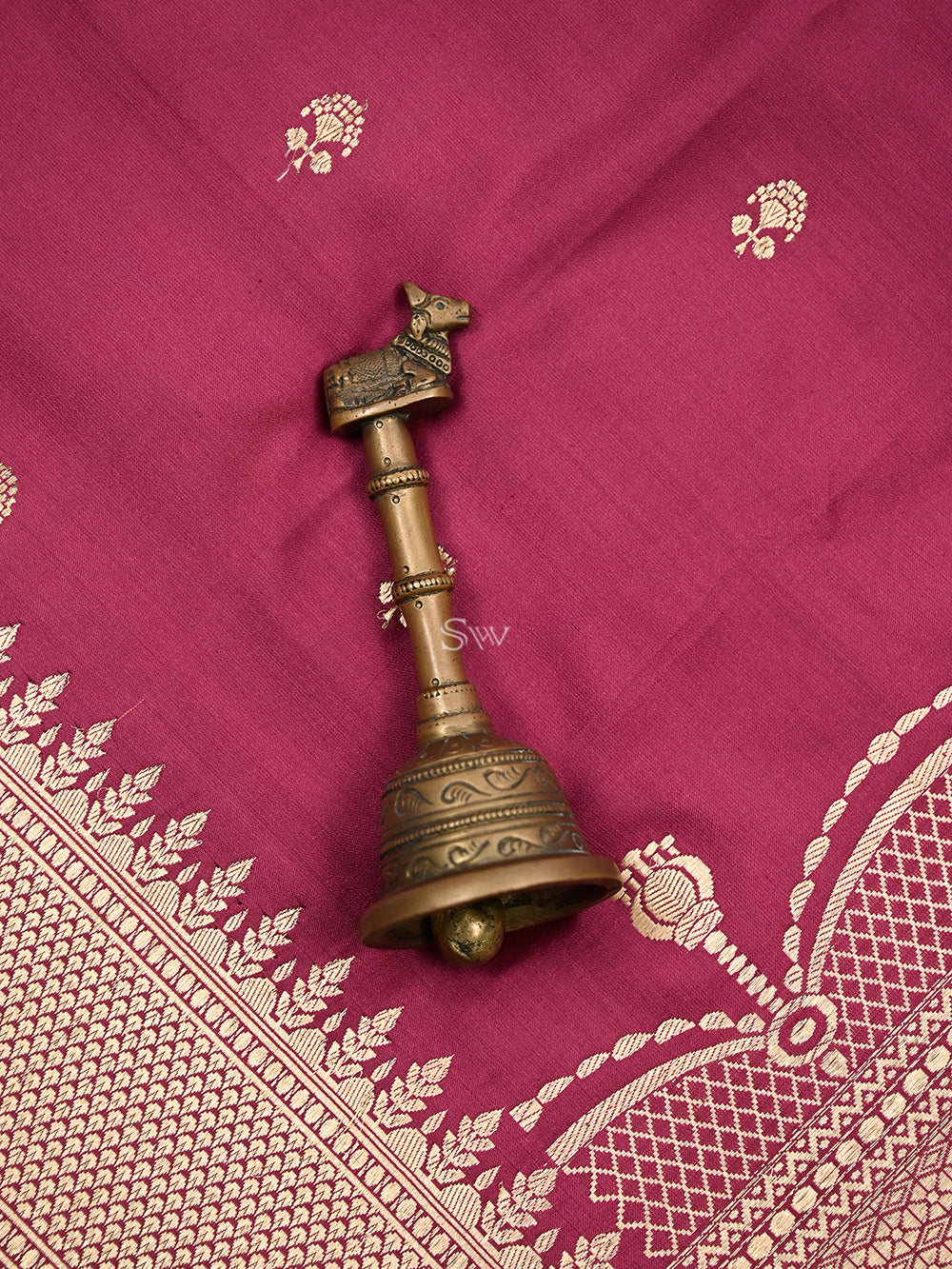 Dark Magenta Booti Satin Silk Handloom Banarasi Saree