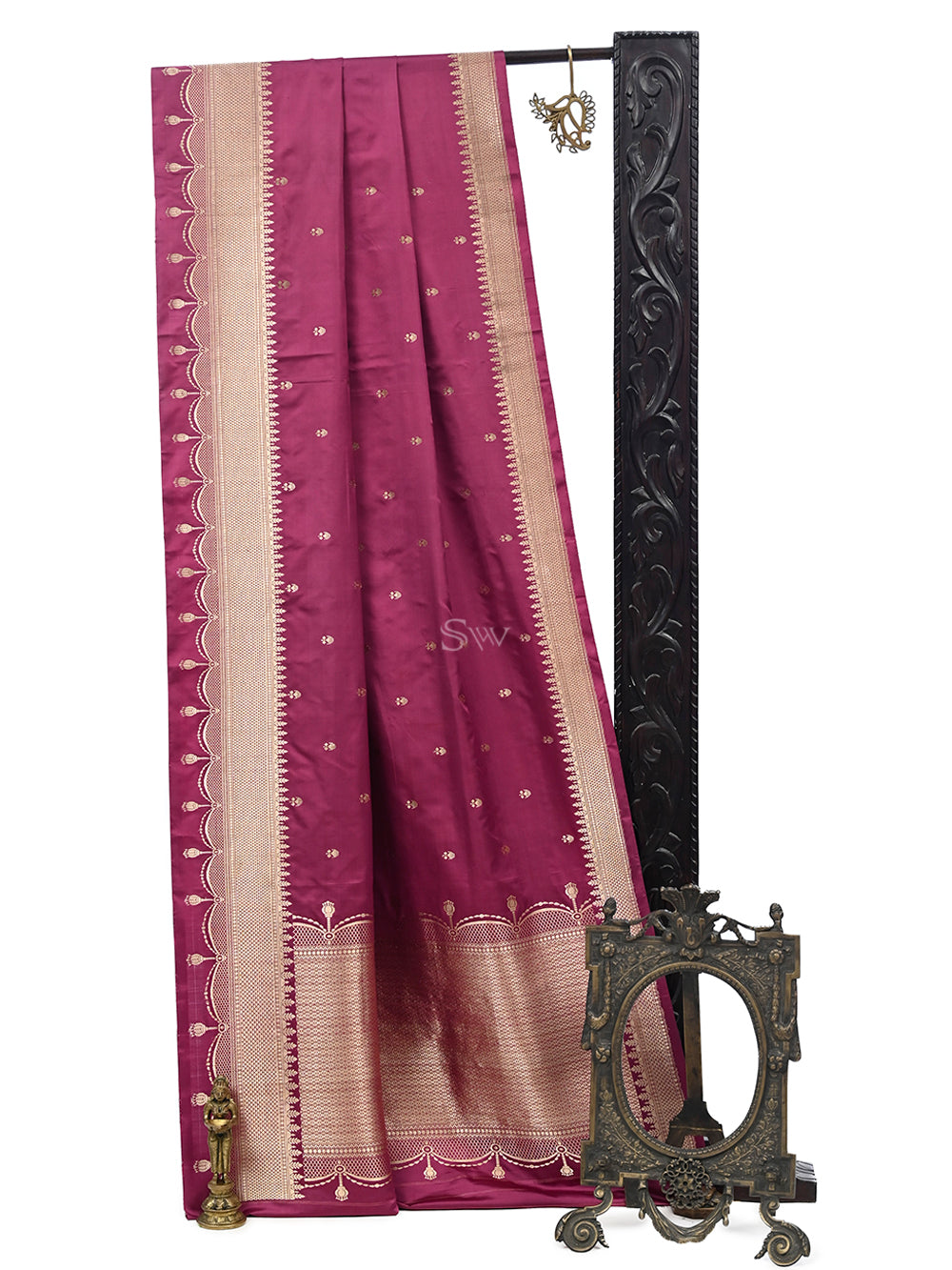 Dark Magenta Booti Satin Silk Handloom Banarasi Saree