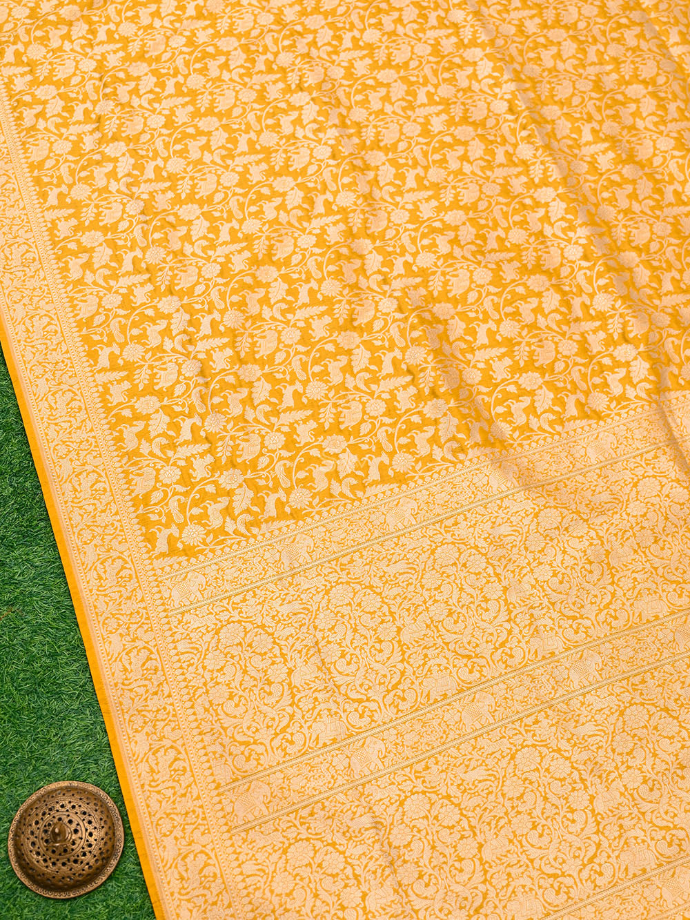 Yellow Shikargah Brocade Katan Silk Handloom Banarasi Saree - Gift Box - Sacred Weaves